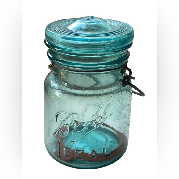 Antique 1920s BALL Ideal Aqua Blue Glass Pint Mason Jar Wire Bale Kitchen - Picture 11 of 11